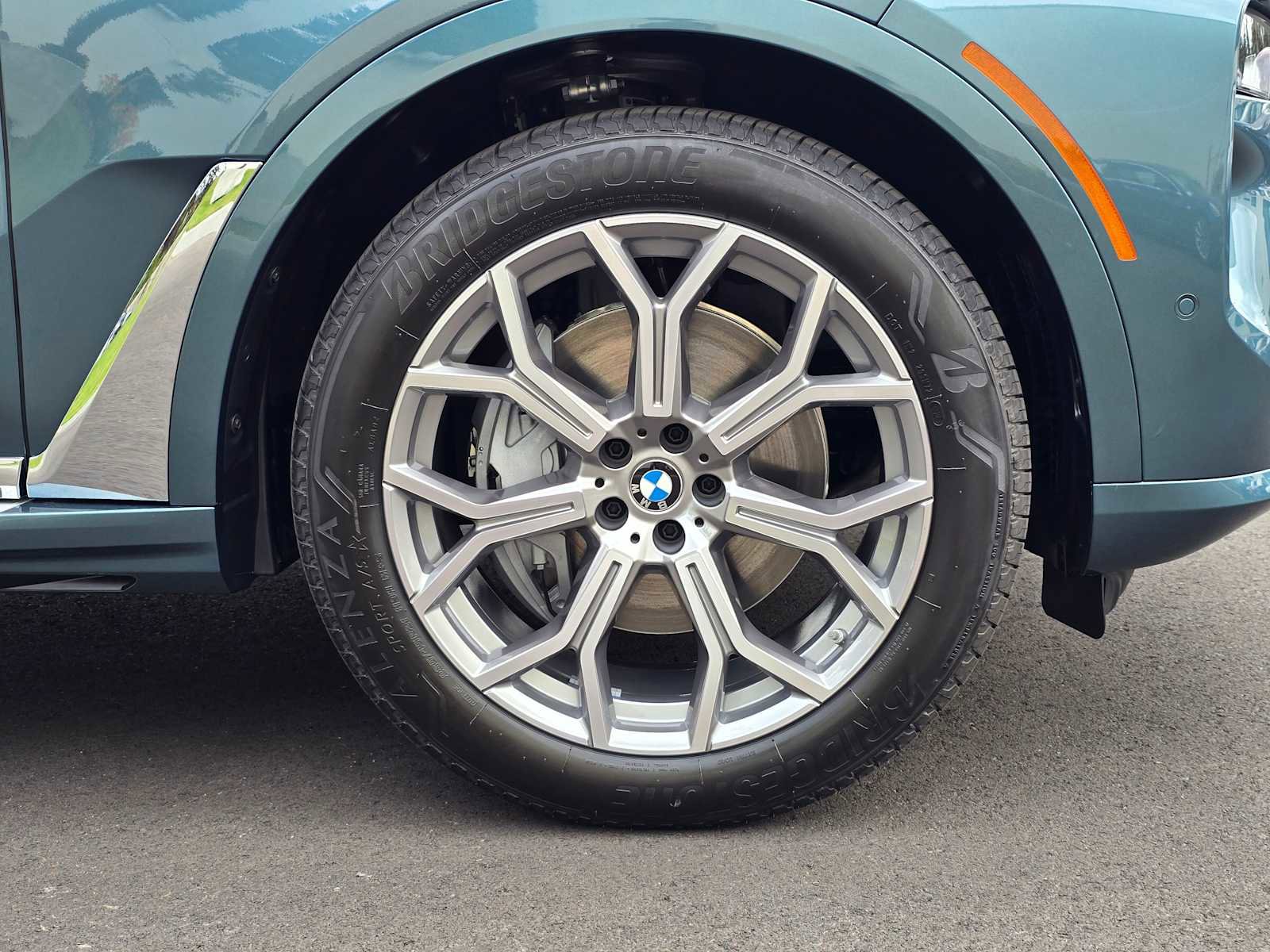 New 2026 BMW X7 xDrive40i w/ Executive Package image 9
