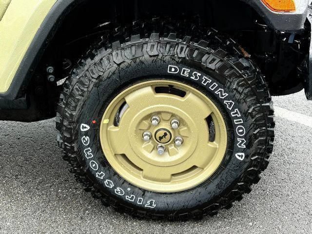 New 2026 Jeep Gladiator Willys AWD/4WD image 11