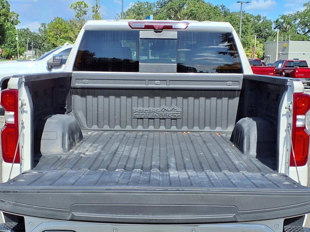 Certified 2024 Chevrolet Silverado 1500 High Country w/ Technology Package image 6
