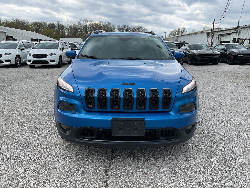 Used 2018 Jeep Cherokee Limited w/ High Altitude Package AWD/4WD image 2