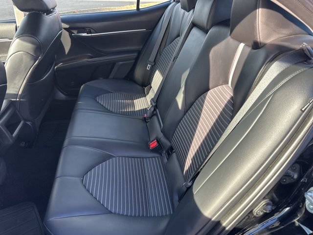 Used 2023 Toyota Camry SE image 23