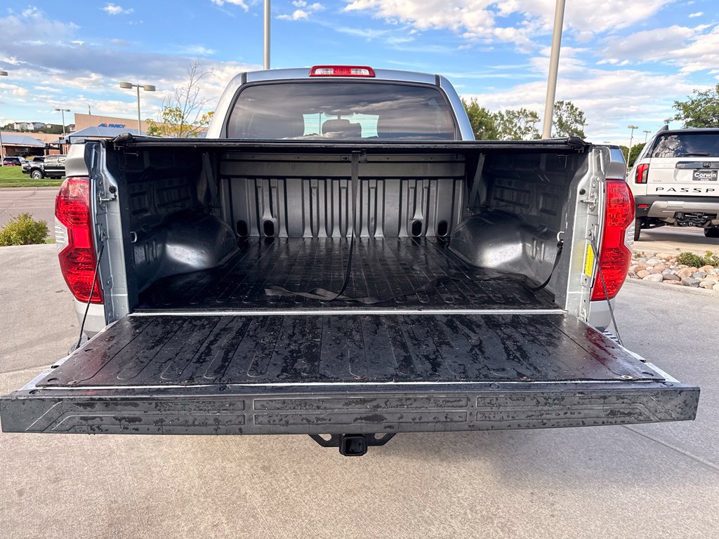 Used 2017 Toyota Tundra SR5 w/ SR5 Upgrade Package RWD image 27