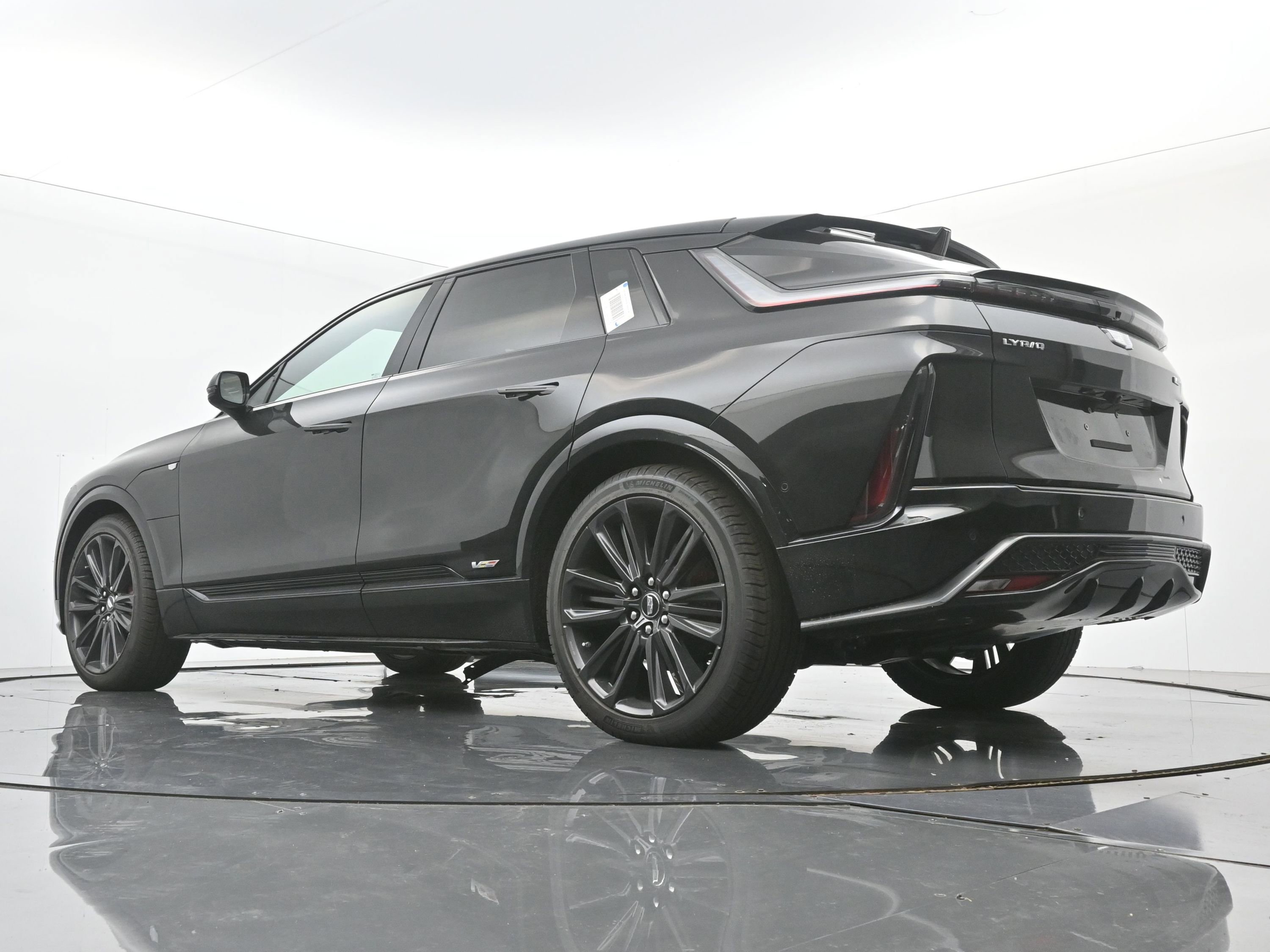 New 2026 Cadillac Lyriq V w/ LPO, Floor Liner Package image 17