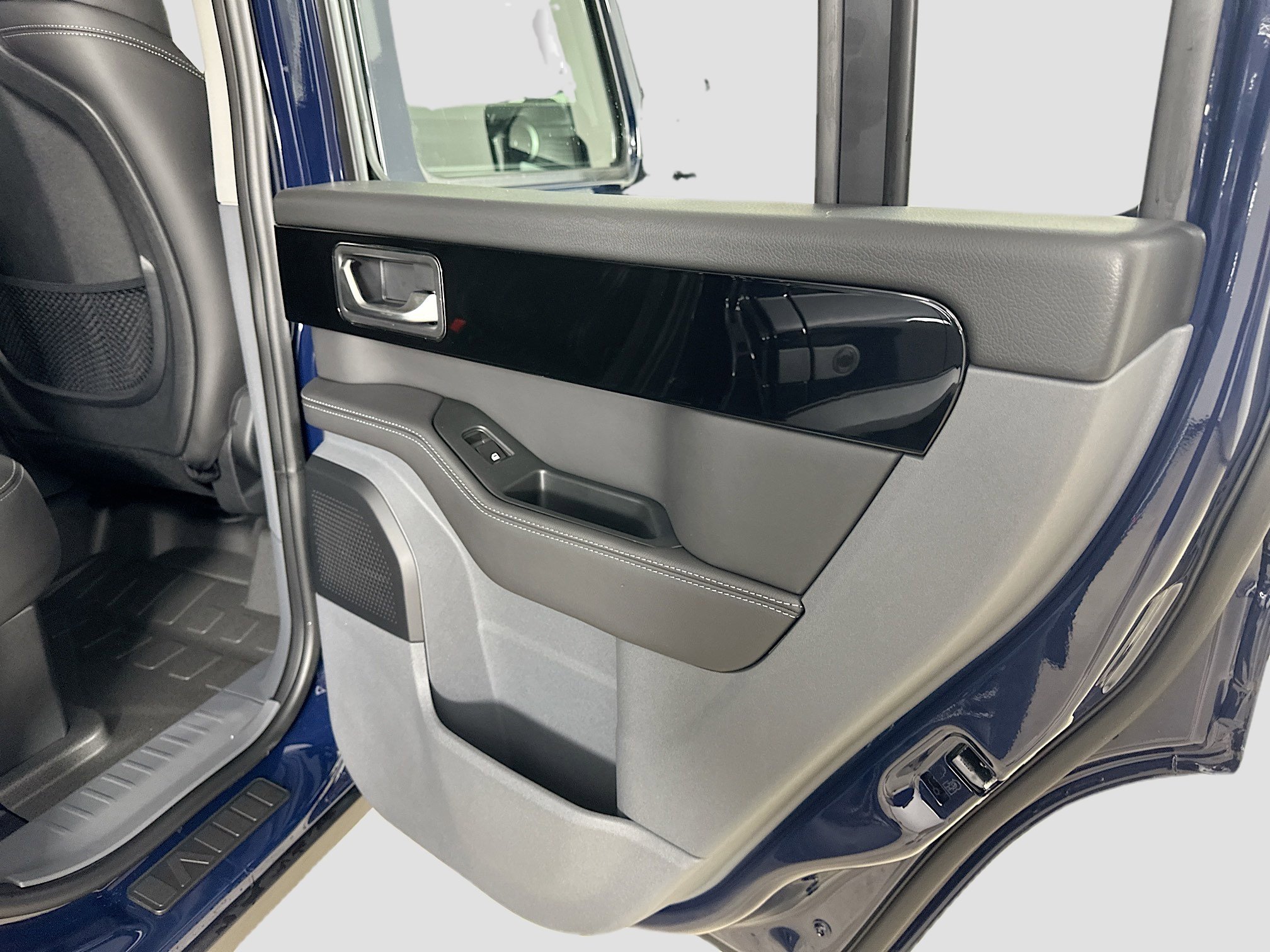 New 2026 INEOS Grenadier Fieldmaster Edition image 46