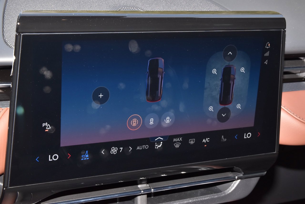 New 2026 Lincoln Nautilus Reserve AWD/4WD image 29