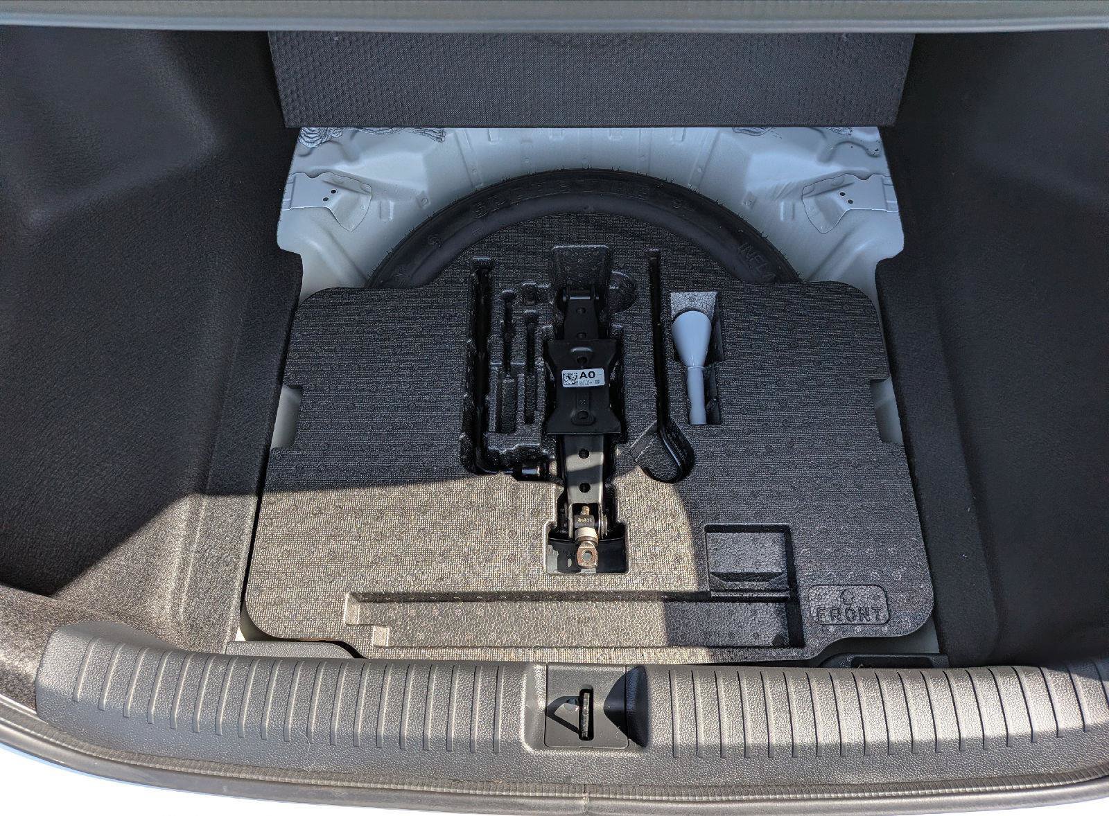 Certified 2023 Honda Accord EX image 12