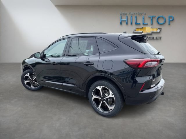 Used 2023 Ford Escape ST-Line Select w/ Tech Pack #2 AWD/4WD image 9