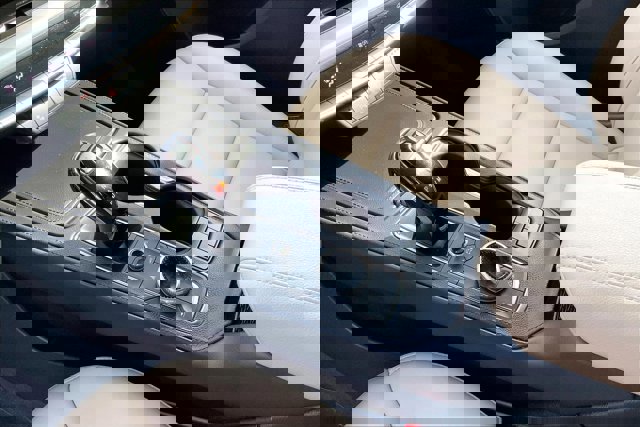 Used 2024 Cadillac XT4 Luxury w/ Trailering Package image 17