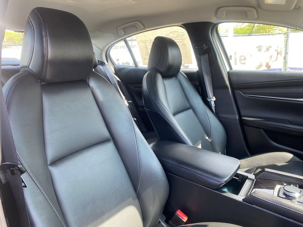 Used 2025 MAZDA MAZDA3 s FWD image 16