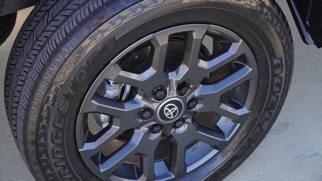 Used 2025 Toyota Tundra Platinum image 11