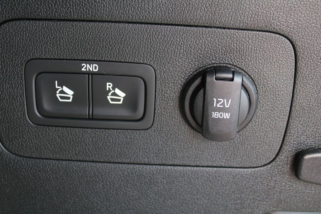 Used 2024 Kia Sorento SX Prestige image 11