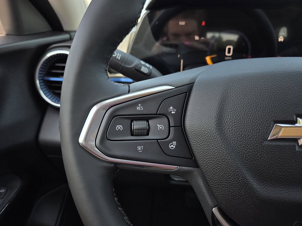 New 2026 Chevrolet Trax LT w/ LT Convenience Package FWD image 24