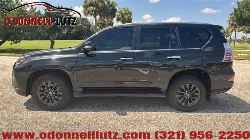Used 2022 Lexus GX 460 Premium AWD/4WD image 3