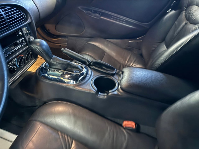 Used 2000 Plymouth Prowler image 16