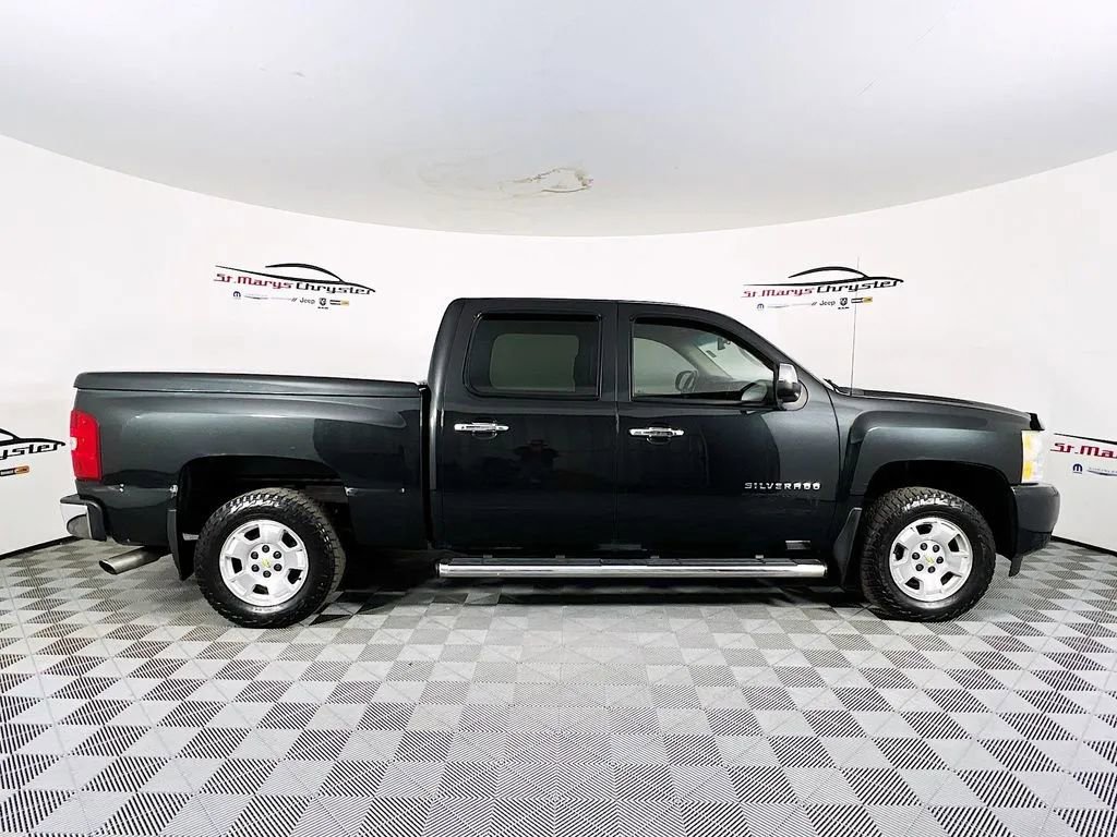 Used 2010 Chevrolet Silverado 1500 LT image 9