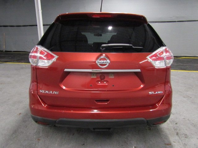 Used 2016 Nissan Rogue SL image 4