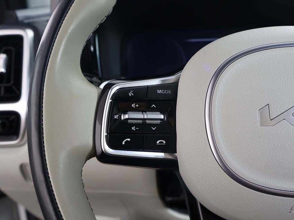 Used 2023 Kia Sorento SX Prestige w/ Panoramic Sunroof Package AWD/4WD image 52