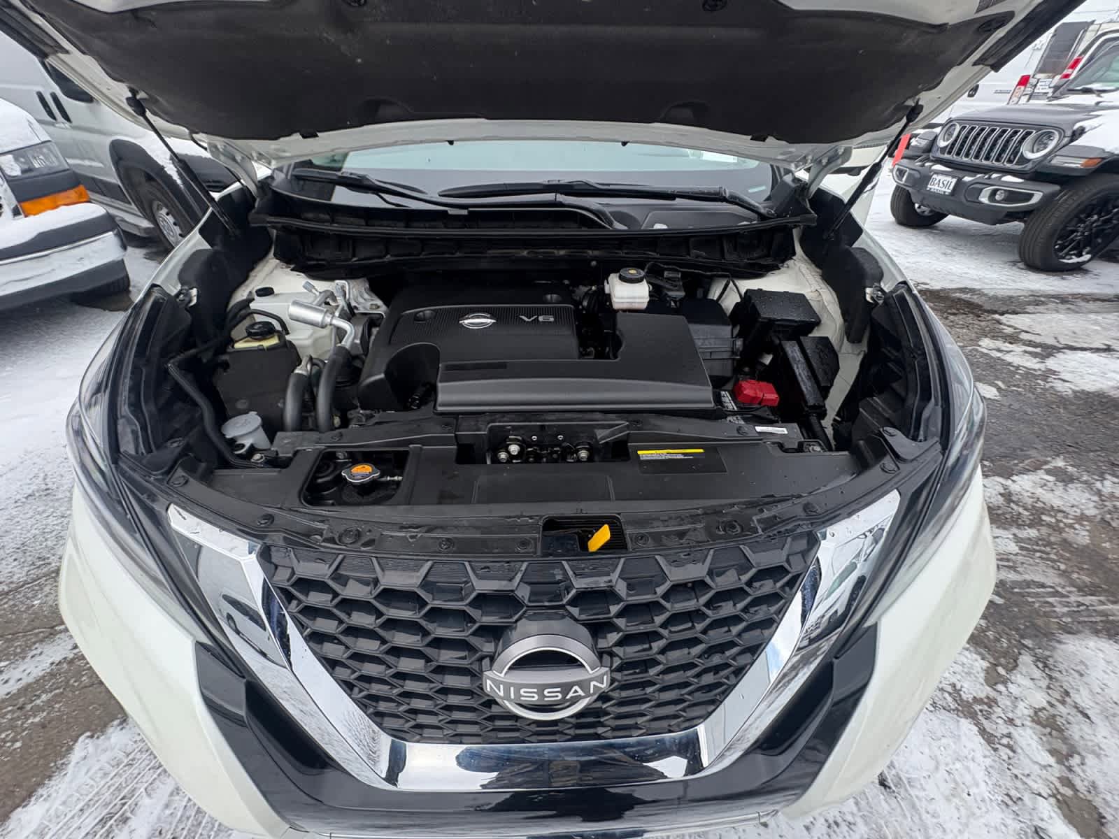 Used 2024 Nissan Murano SV AWD/4WD image 17