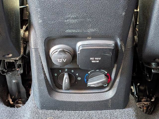Used 2022 Ford Transit Connect XLT image 17