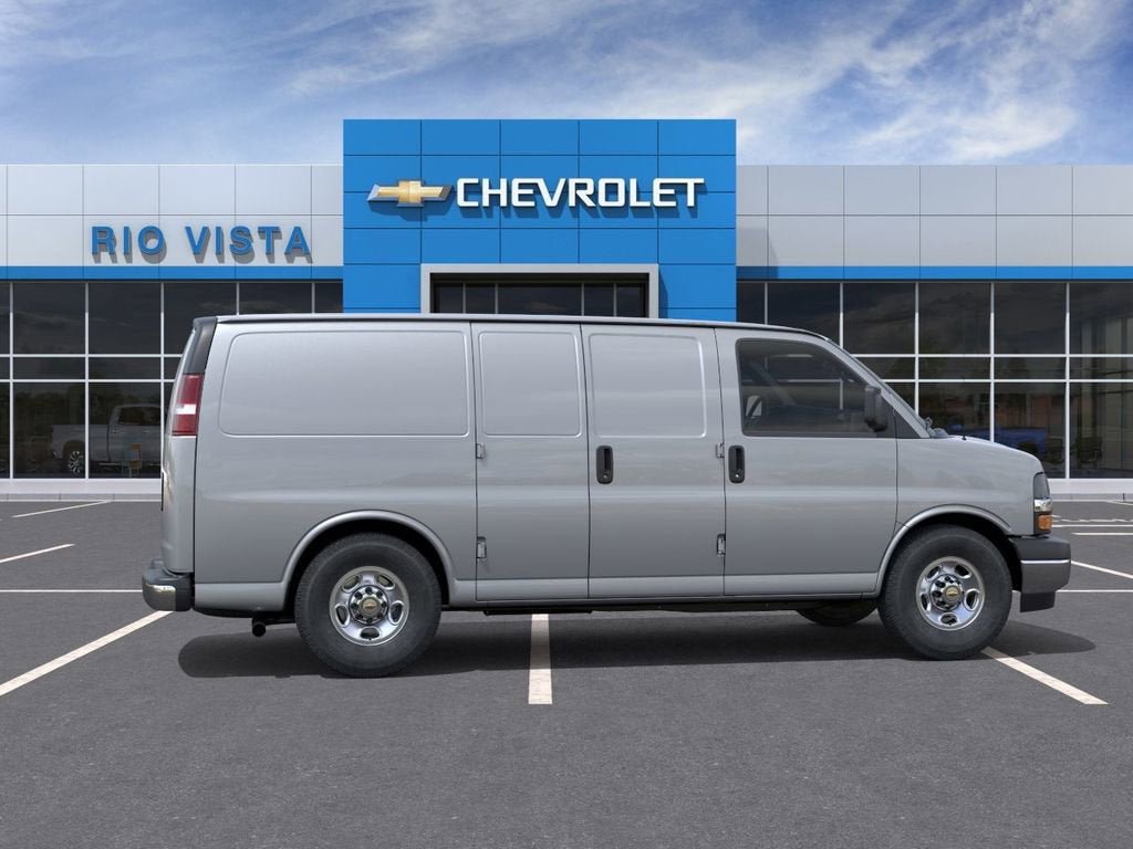 New 2026 Chevrolet Express 2500 RWD image 3