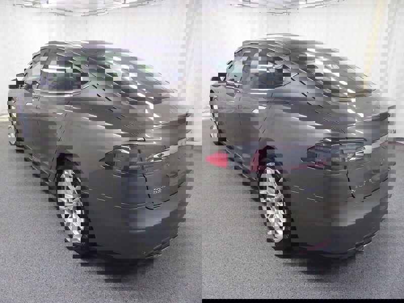 Used 2015 Tesla Model S 70D AWD/4WD image 5