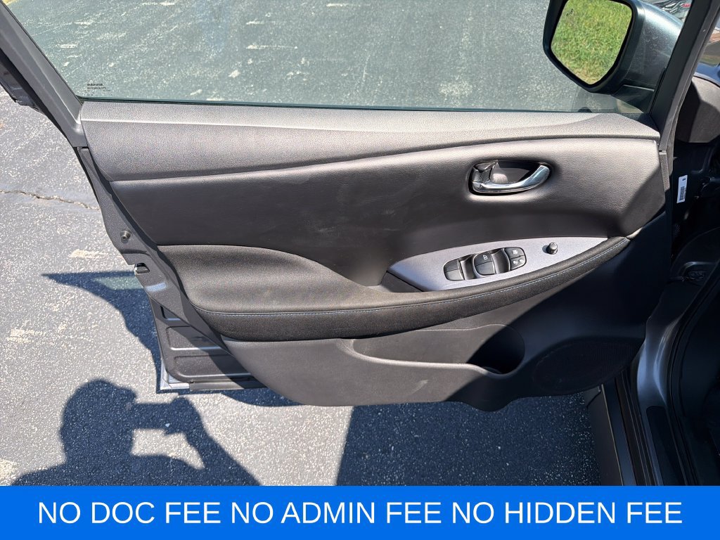 Used 2024 Nissan Leaf S FWD image 12