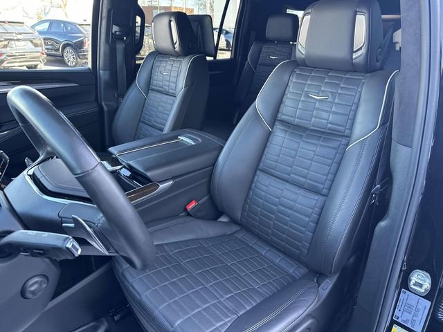 Certified 2025 Cadillac Escalade ESV Premium Luxury Platinum w/ LPO, Floor Liner Package image 18