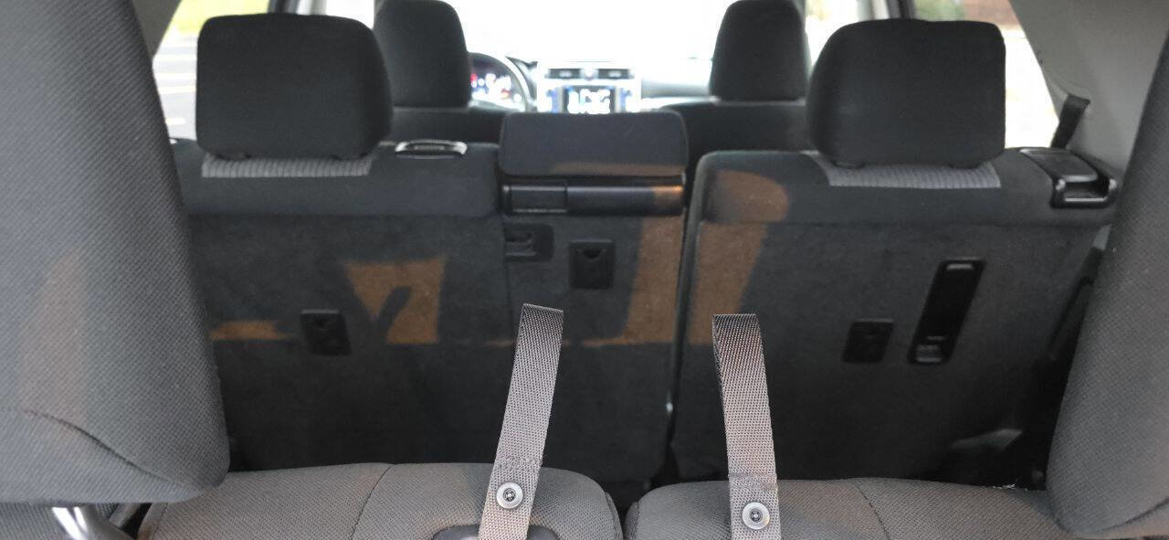 Used 2017 Toyota 4Runner SR5 image 24