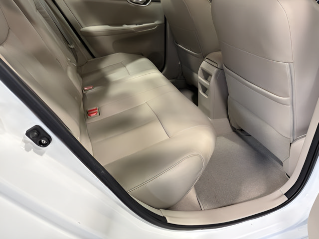 Used 2014 Nissan Sentra SL w/ Premium Package FWD image 32