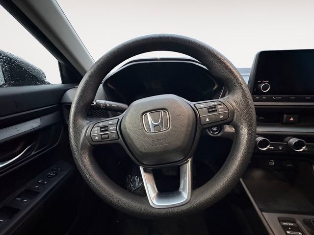 Used 2025 Honda CR-V LX image 12