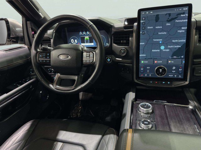 Used 2023 Ford Expedition Platinum image 44