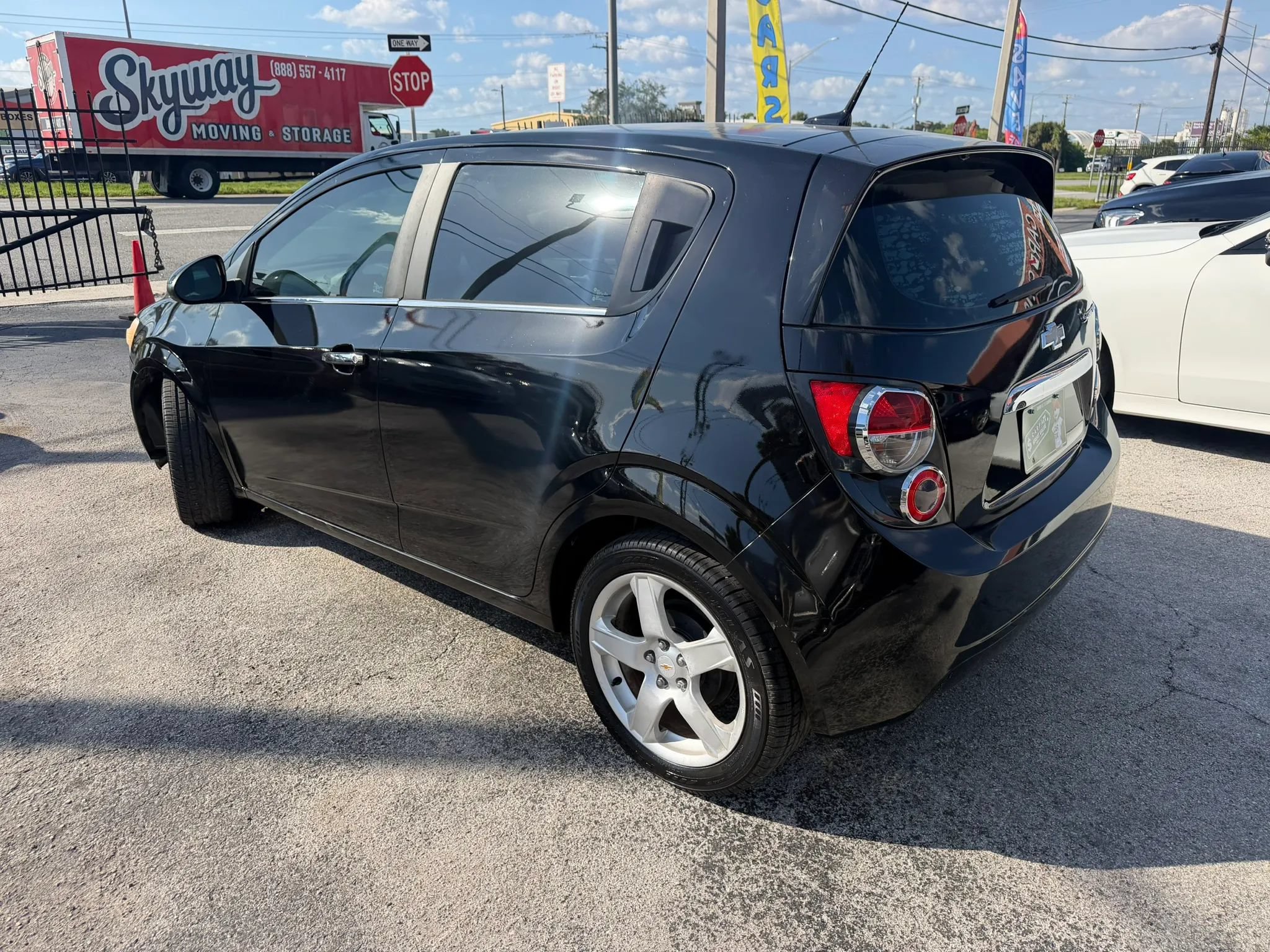 Used 2012 Chevrolet Sonic LTZ FWD image 6