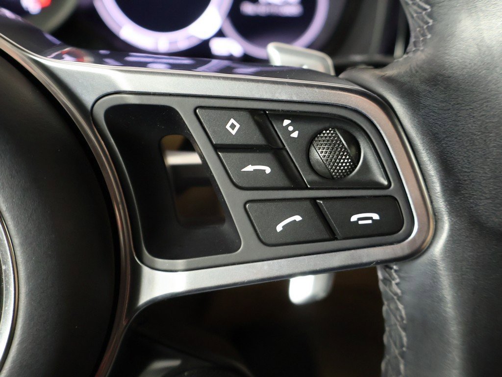 Used 2022 Porsche Cayenne GTS image 46