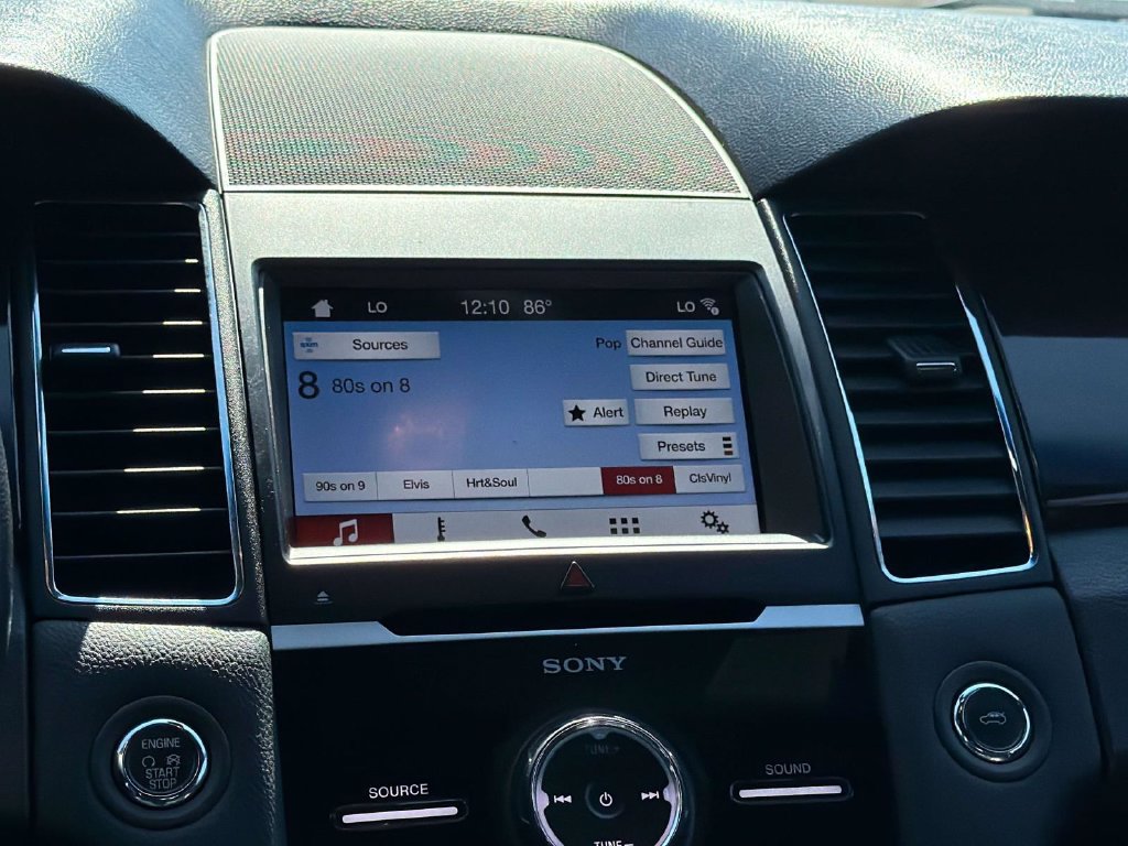 Used 2019 Ford Taurus Limited FWD image 14