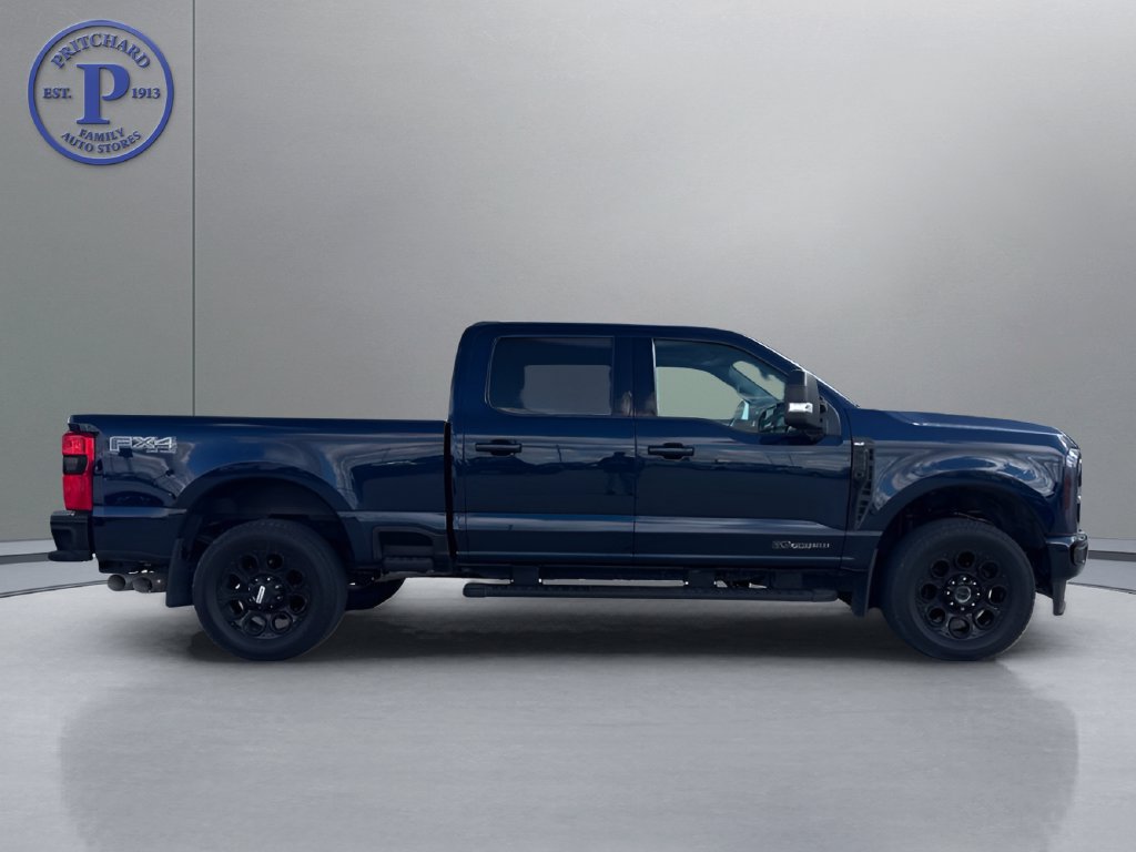 Used 2023 Ford F250 XLT w/ Black Appearance Package AWD/4WD image 8