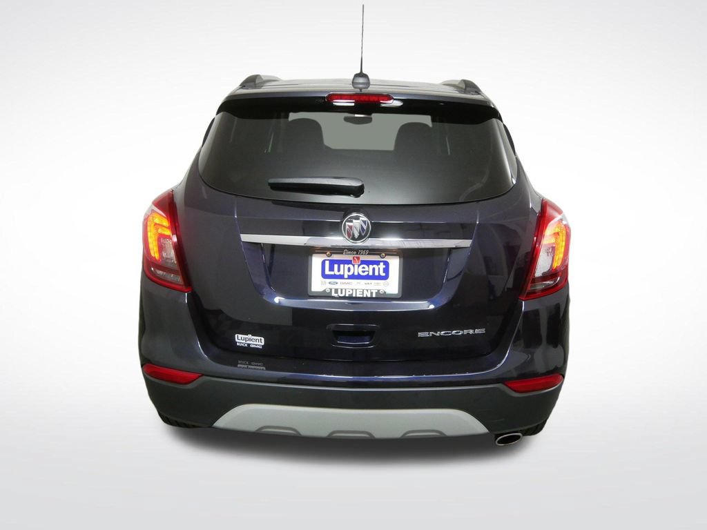 Used 2022 Buick Encore Preferred w/ Safety Package FWD video 4