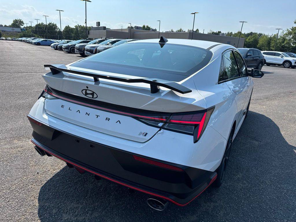 New 2026 Hyundai Elantra N FWD image 5