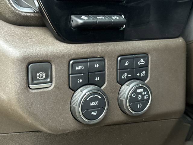 Used 2024 Chevrolet Silverado 2500 LTZ w/ LTZ Premium Package image 24