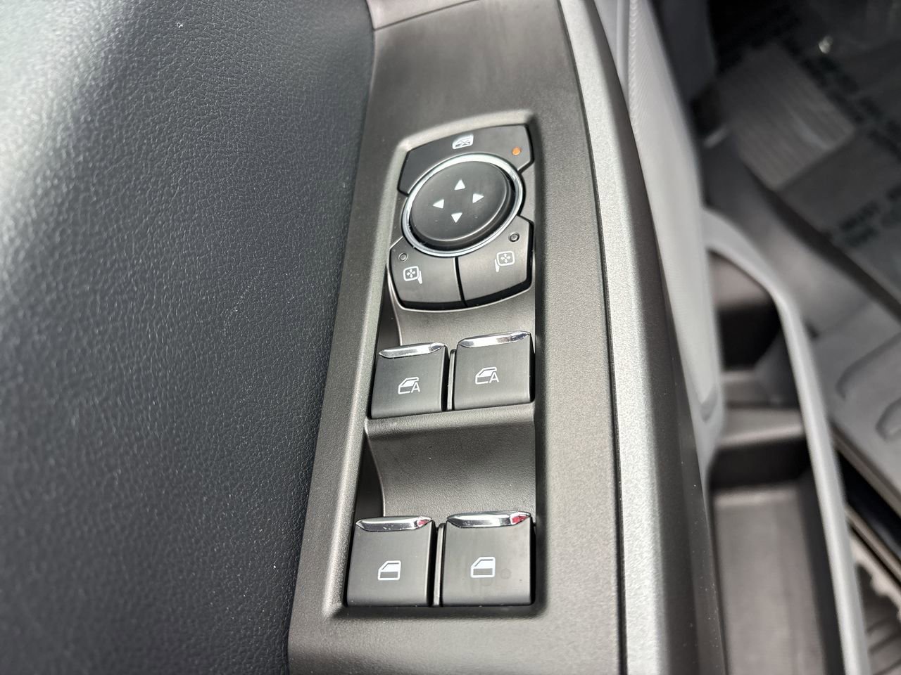 Used 2025 Ford F250 XL w/ STX Appearance Package AWD/4WD image 16