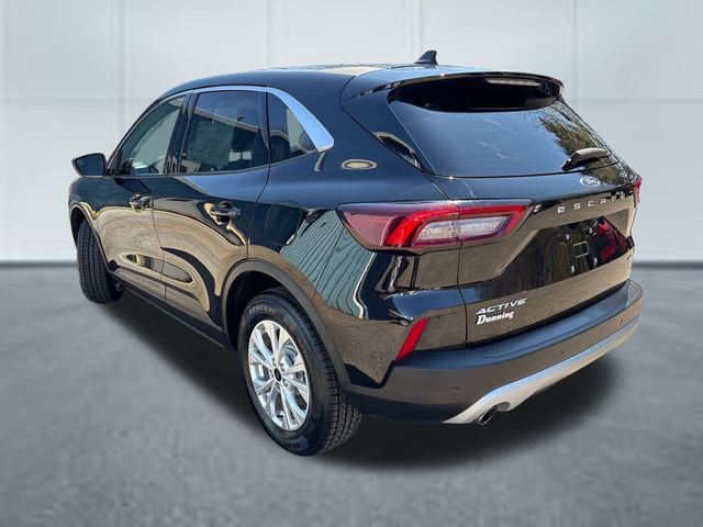 Used 2023 Ford Escape Active w/ Tech Pack #2 image 2