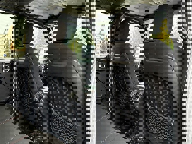 Used 2020 Jeep Wrangler Unlimited Rubicon image 15