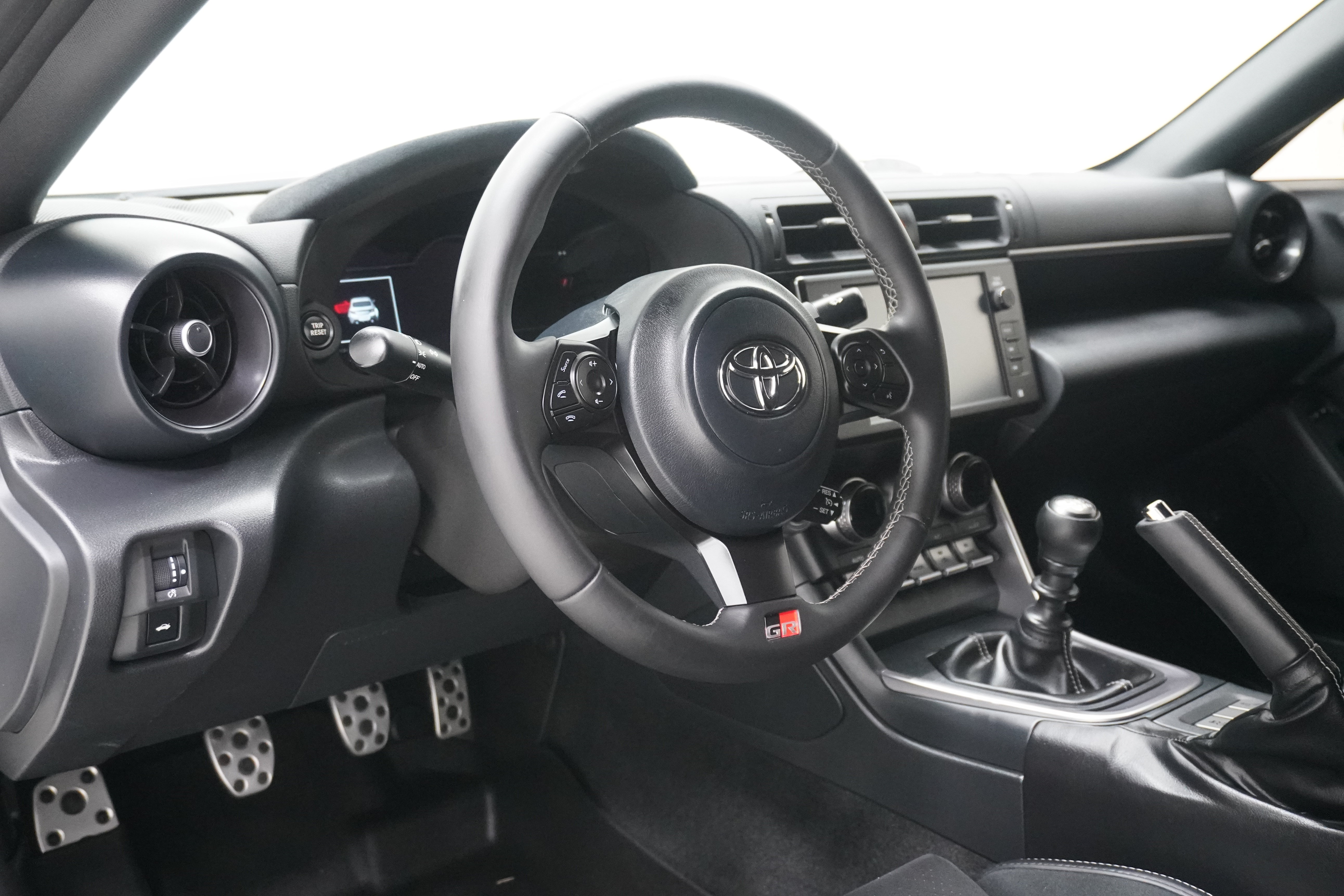 Used 2023 Toyota GR86 Premium RWD image 11