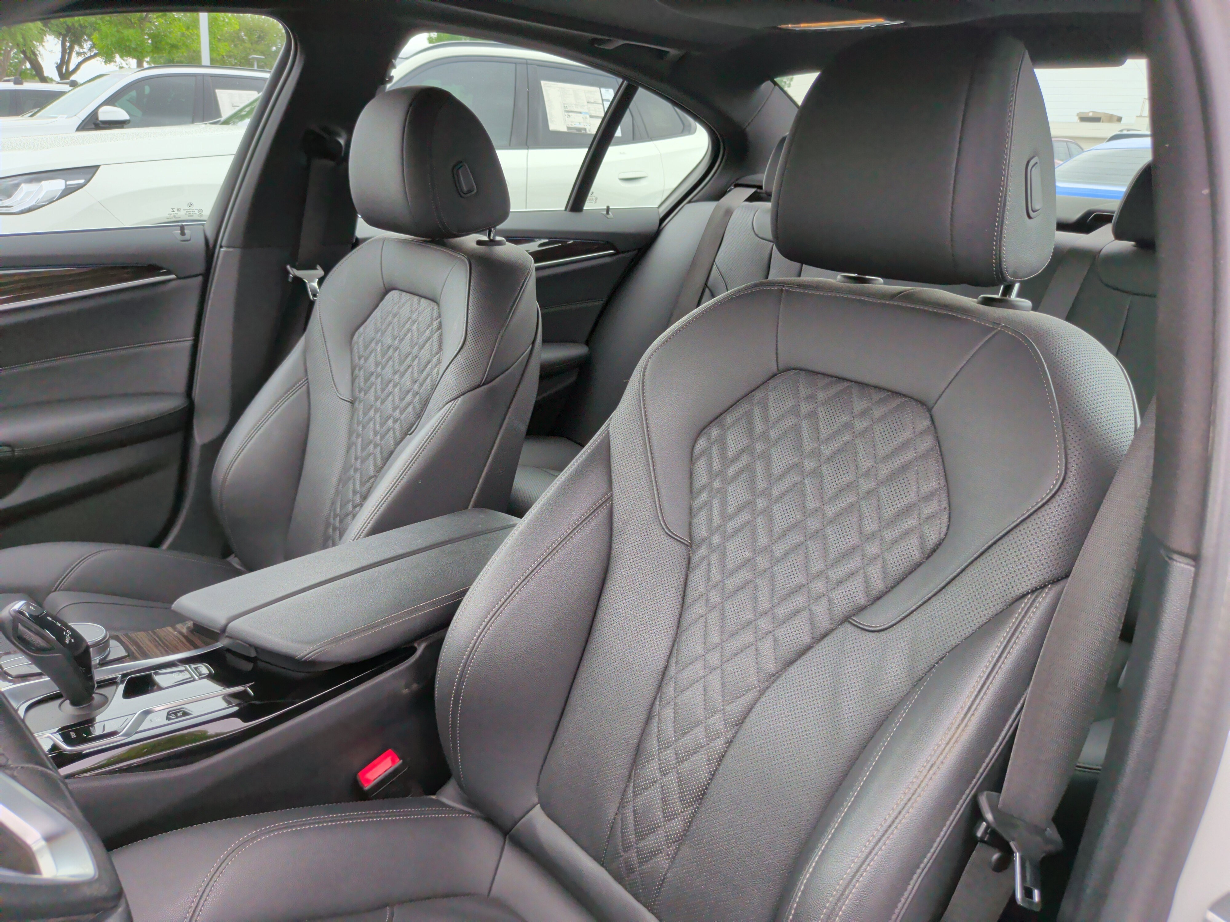 Certified 2023 BMW 530e w/ Premium Package RWD image 25