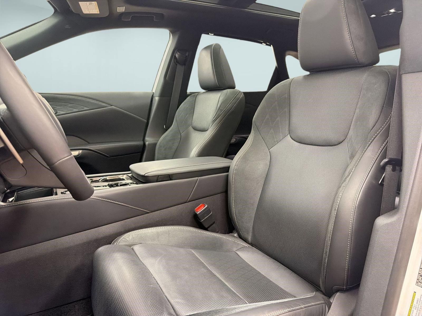 Used 2024 Lexus RX 350 AWD w/ Convenience Package image 20
