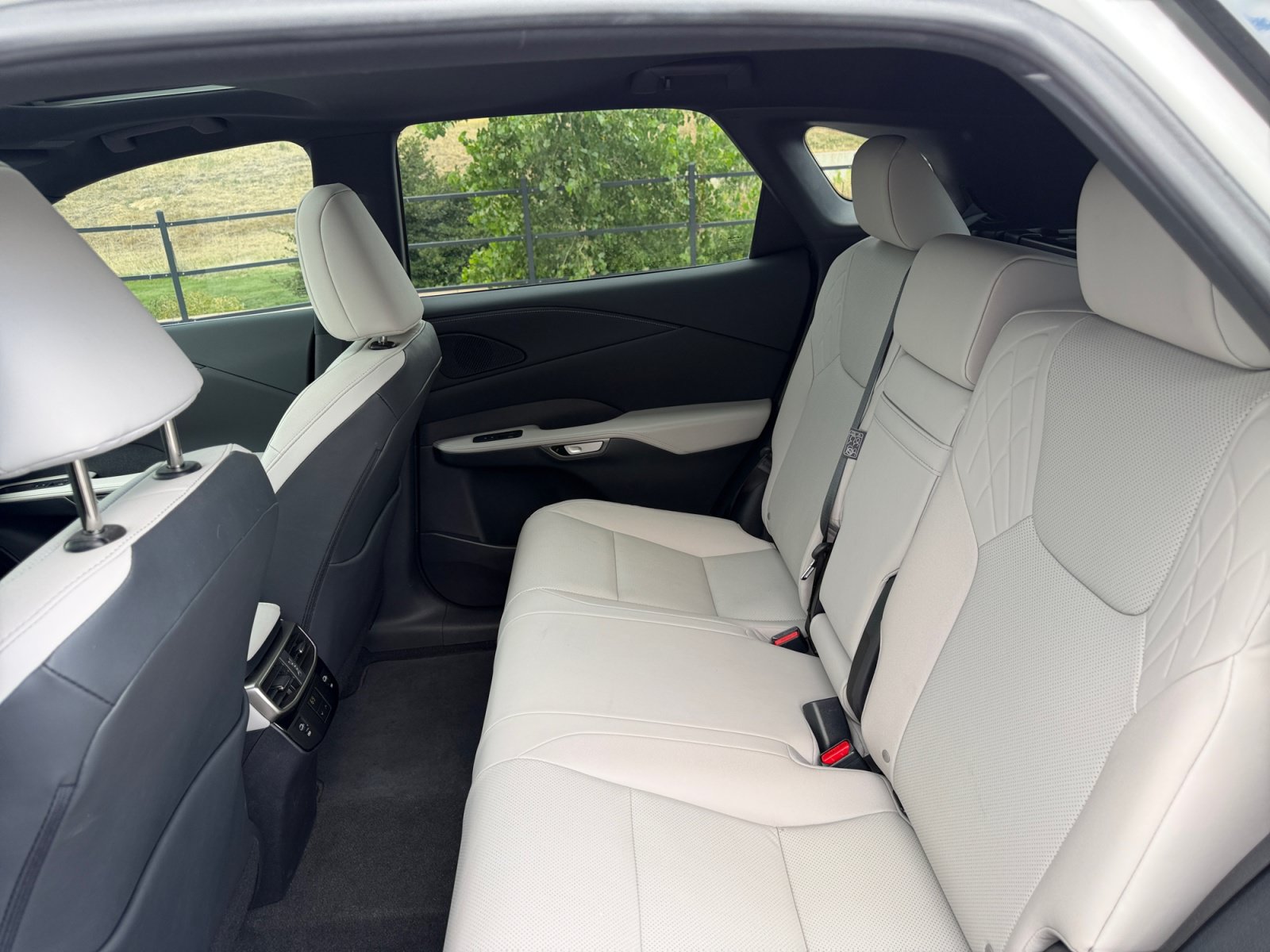 Used 2024 Lexus RX 350 Premium w/ Convenience Package AWD/4WD image 17