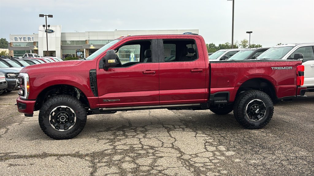 New 2026 Ford F350 Platinum w/ Tremor Off-Road Package AWD/4WD image 4