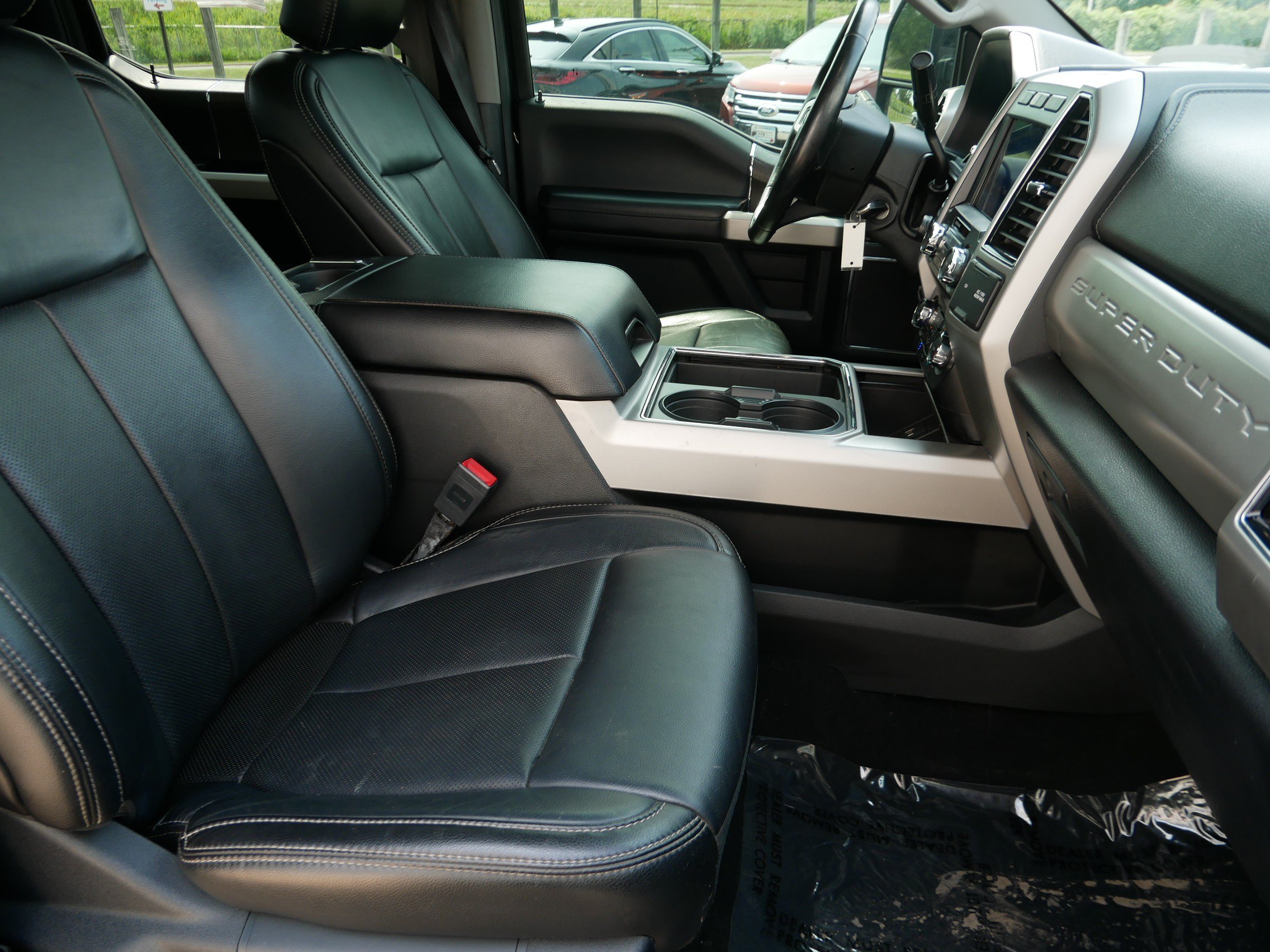 Certified 2020 Ford F450 Lariat w/ Lariat Value Package AWD/4WD image 23