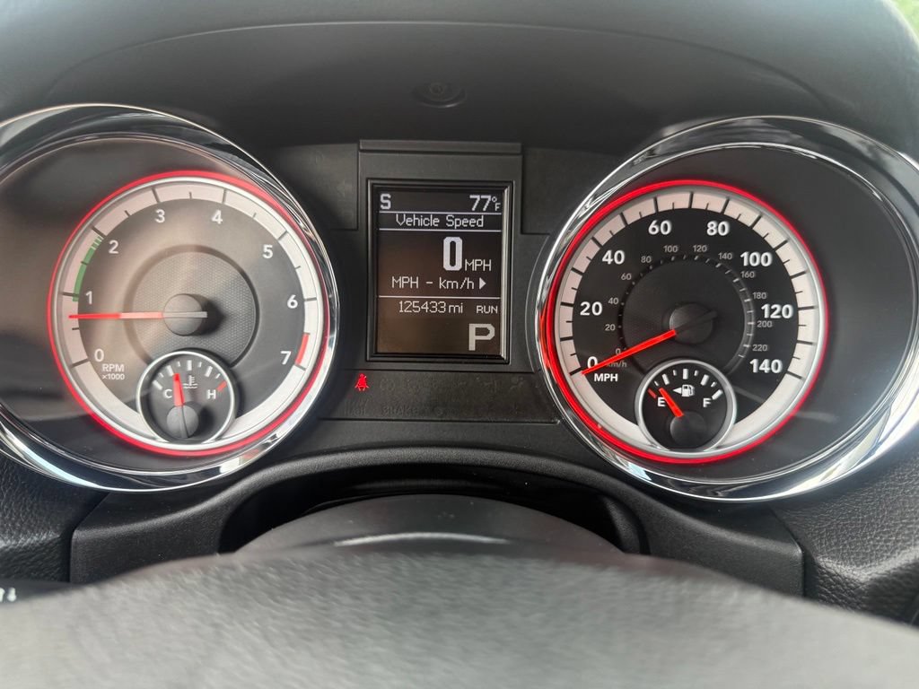 Used 2013 Dodge Durango SXT w/ Rallye Appearance Group AWD/4WD image 20