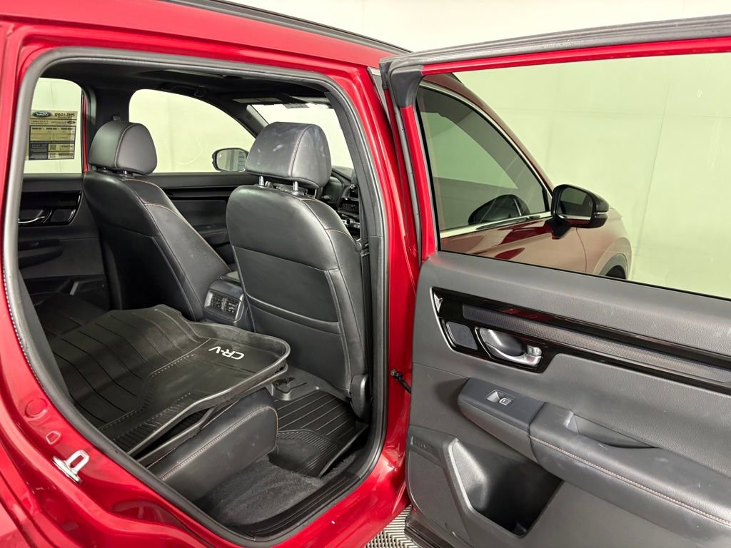 Used 2025 Honda CR-V Sport Touring image 34