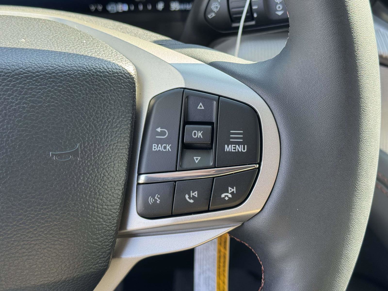 New 2026 Ford Explorer Active w/ Active Comfort Package AWD/4WD image 19